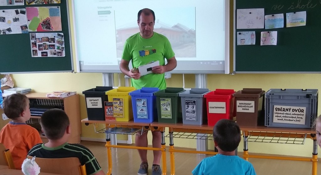 Tdn odpadu s Tondou Obalem