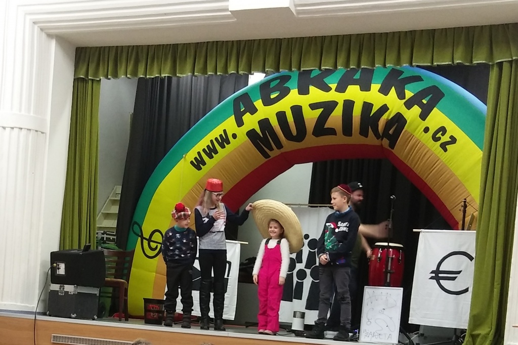 S Abrakou o planet Zemi